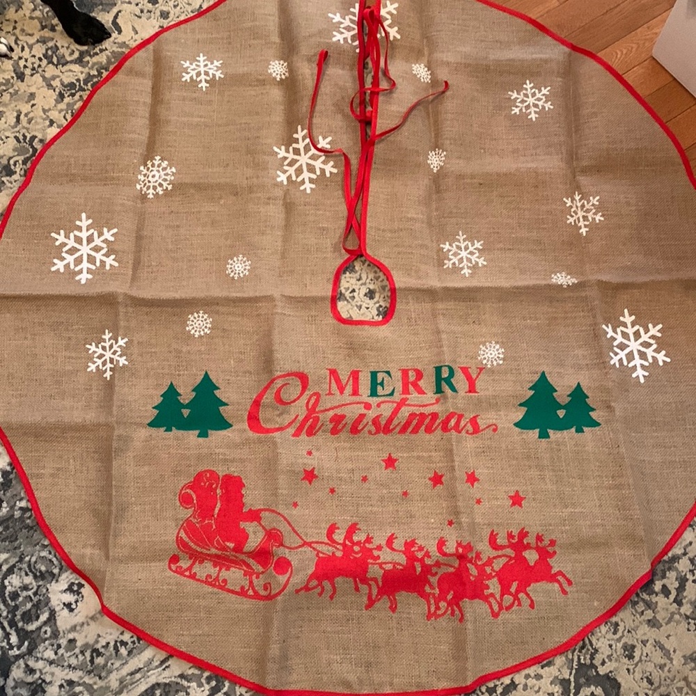 3/&15 New 48 inch Christmas tree skirt